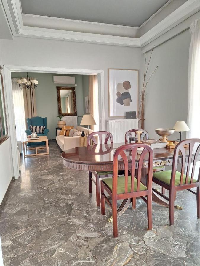 Large 1 Bedroom Penthouse With Large Terrace Ateny Zewnętrze zdjęcie